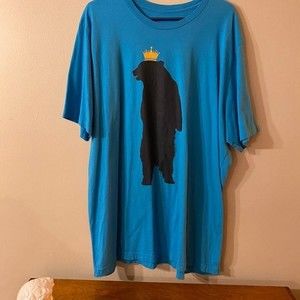 Men's Blue SS T-Shirt, Bear with Crown on the front
